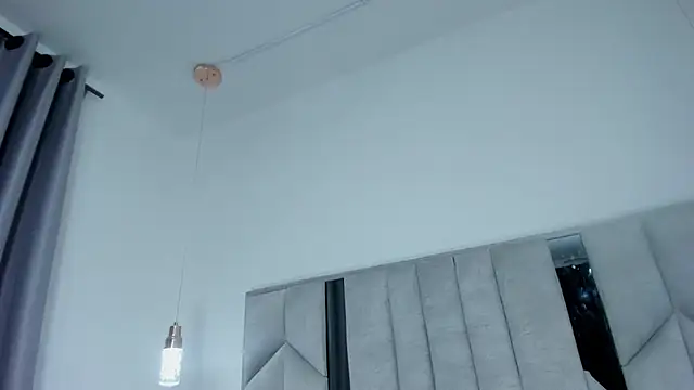 Snapshot of Malu_M chatting on October 9, 2025, 11:30 am Malu M online show from October 9, 2025, 11:30 am