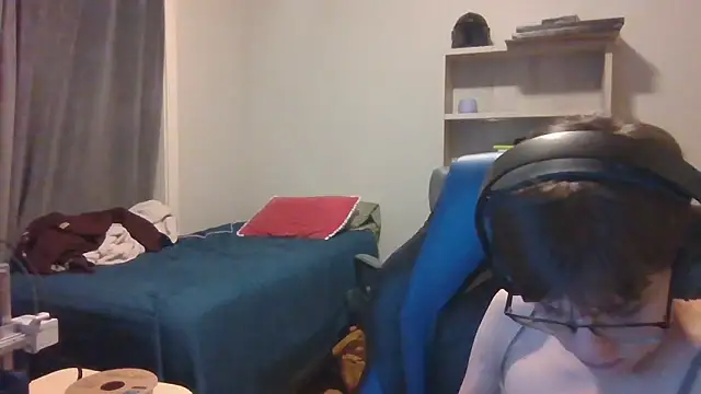 KaliSnow199623 online show from November 4, 2025, 4:11 am