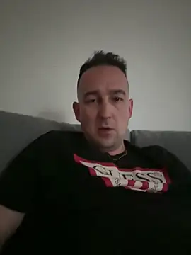 Snapshot of Tarasecek101 chatting on June 3, 2026, 4:04 am Tarasecek101 online show from June 3, 2026, 4:04 am