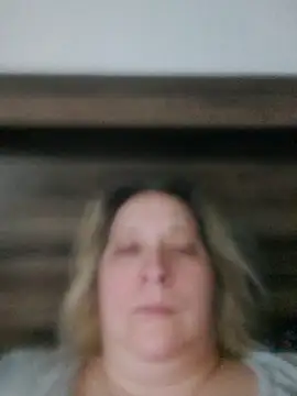 Snapshot of Icedcoffee2024 chatting on March 3, 2026, 2:34 pm Icedcoffee2024 online show from March 3, 2026, 2:34 pm
