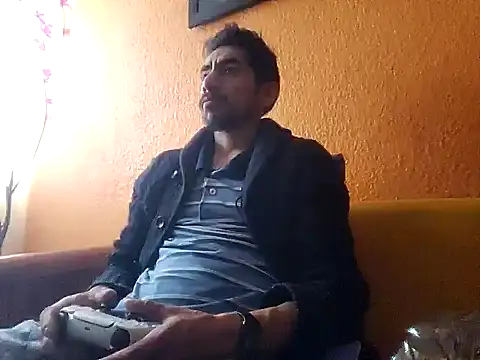 Snapshot of Angel_Coronel chatting on December 5, 2024, 8:55 pm Angel Coronel online show from December 5, 2024, 8:55 pm