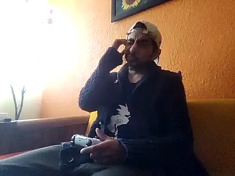 Snapshot of Angel_Coronel chatting on January 11, 2025, 9:46 pm Angel Coronel online show from January 11, 2025, 9:46 pm