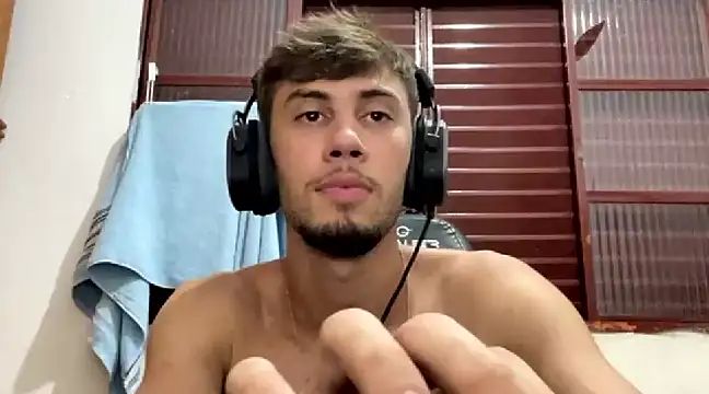 Snapshot of 1Hanz chatting on February 28, 2025, 5:48 am 1Hanz online show from February 28, 2025, 5:48 am