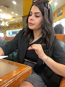 DaryRos online show from November 12, 2025, 7:24 pm