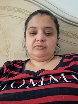 sarahhh1987 online show from March 27, 2026, 7:14 am