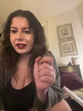 Snapshot of holyeroticss chatting on February 17, 2026, 1:46 am holyeroticss online show from February 17, 2026, 1:46 am