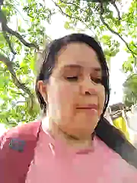 Snapshot of lunanataly chatting on January 6, 2025, 7:35 pm lunanataly online show from January 6, 2025, 7:35 pm
