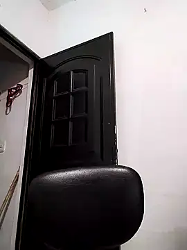 Snapshot of lunanataly chatting on September 17, 2025, 8:32 pm lunanataly online show from September 17, 2025, 8:32 pm