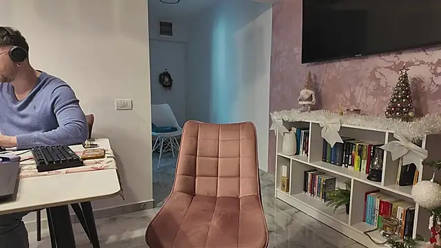 ValeriaGrey online show from December 15, 2025, 12:20 pm