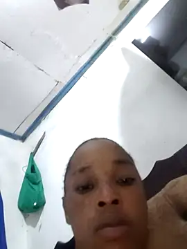 Pretty-sassy online show from November 24, 2025, 7:57 pm