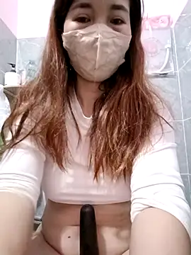 Snapshot of M_yiyi chatting on November 29, 2025, 11:08 pm M yiyi online show from November 29, 2025, 11:08 pm