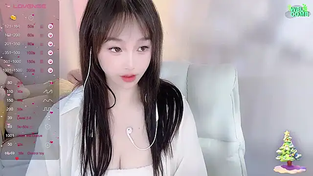 Kiss-18 online show from March 17, 2025, 1:18 pm