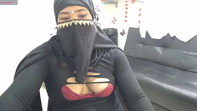 Snapshot of Aaliyah_brown chatting on December 12, 2024, 9:15 pm Aaliyah brown online show from December 12, 2024, 9:15 pm