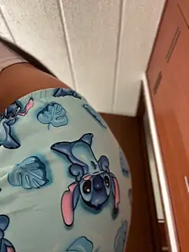 Salome golvert online show from December 4, 2024, 6:28 pm