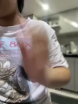 Salome golvert online show from March 9, 2026, 9:08 pm