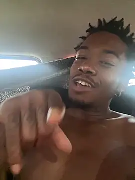 SlimeCrownzOut5 online show from December 15, 2024, 5:31 pm