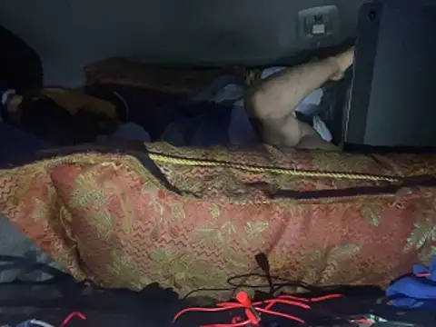 SlimeCrownzOut5 online show from February 10, 2026, 8:18 am