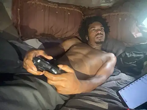 SlimeCrownzOut5 online show from April 11, 2026, 6:56 pm