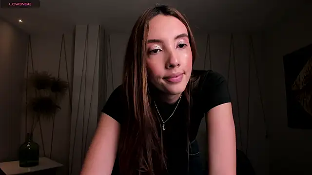 Snapshot of AnaisNin chatting on April 16, 2026, 11:55 am AnaisNin online show from April 16, 2026, 11:55 am