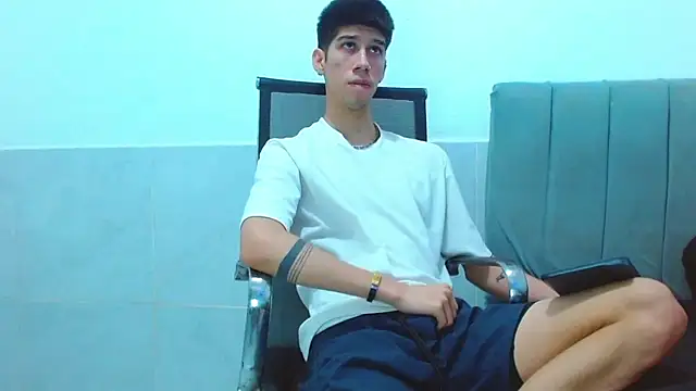 jhony-sex online show from March 10, 2026, 6:18 am