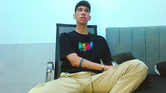 jhony-sex online show from July 11, 2026, 9:12 am