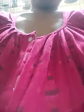 Snapshot of Bengoli--bhabhi chatting on March 13, 2025, 8:32 pm Bengoli--bhabhi online show from March 13, 2025, 8:32 pm