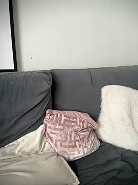 princesslola666 online show from June 20, 2026, 2:42 pm