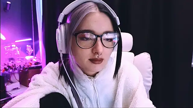 Avi Nile online show from January 26, 2025, 2:14 am