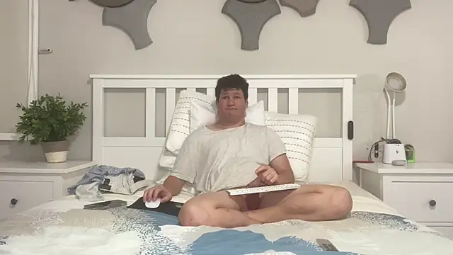 Snapshot of Lorenzo_hernandez chatting on February 12, 2025, 2:14 am Lorenzo hernandez online show from February 12, 2025, 2:14 am