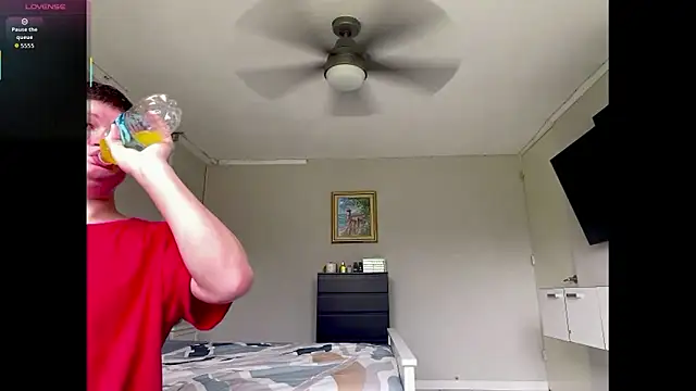 Snapshot of Lorenzo_hernandez chatting on September 18, 2025, 7:05 pm Lorenzo hernandez online show from September 18, 2025, 7:05 pm