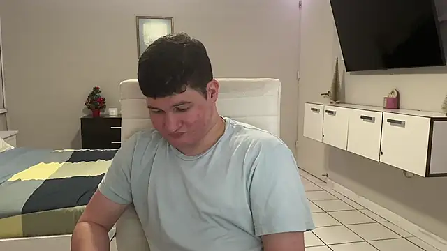 Snapshot of Lorenzo_hernandez chatting on November 22, 2025, 11:59 pm Lorenzo hernandez online show from November 22, 2025, 11:59 pm