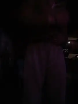 Chicavixy online show from November 6, 2025, 11:59 pm