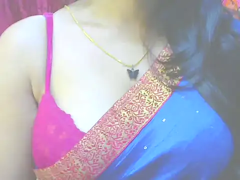 Snapshot of ishmita99 chatting on December 22, 2024, 3:55 pm ishmita99 online show from December 22, 2024, 3:55 pm