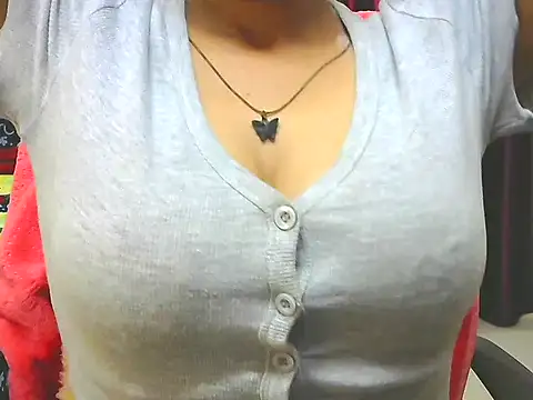 ishmita99 online show from May 24, 2026, 5:56 am