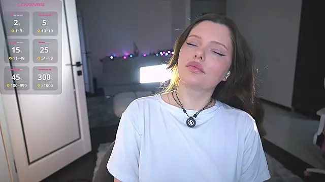 Your Sweet Julia online show from March 29, 2026, 6:24 am