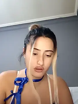 Snapshot of afrodizyak chatting on February 12, 2025, 8:29 pm afrodizyak online show from February 12, 2025, 8:29 pm