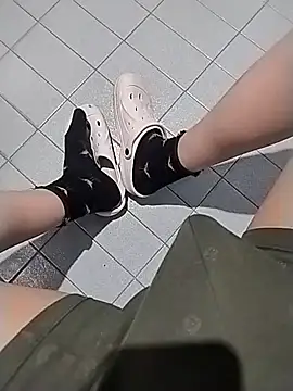 Snapshot of Efhesa6x chatting on September 18, 2025, 1:40 am Efhesa6x online show from September 18, 2025, 1:40 am