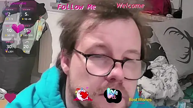 Snapshot of larsgessner30 chatting on October 24, 2025, 9:22 pm larsgessner30 online show from October 24, 2025, 9:22 pm