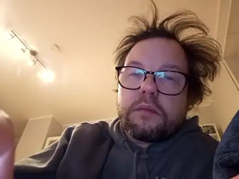 Snapshot of larsgessner30 chatting on January 8, 2026, 10:34 pm larsgessner30 online show from January 8, 2026, 10:34 pm