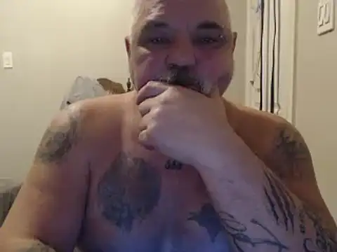 Snapshot of Newfiesausage1972 chatting on February 4, 2025, 1:27 pm Newfiesausage1972 online show from February 4, 2025, 1:27 pm