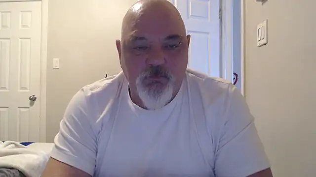 Snapshot of Newfiesausage1972 chatting on March 20, 2025, 1:26 pm Newfiesausage1972 online show from March 20, 2025, 1:26 pm