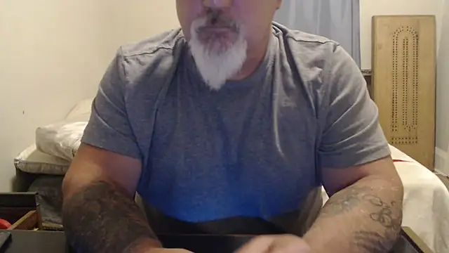 Snapshot of Newfiesausage1972 chatting on September 8, 2025, 2:49 pm Newfiesausage1972 online show from September 8, 2025, 2:49 pm