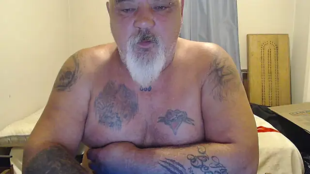 Snapshot of Newfiesausage1972 chatting on September 22, 2025, 12:29 pm Newfiesausage1972 online show from September 22, 2025, 12:29 pm