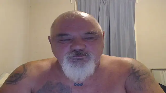 Snapshot of Newfiesausage1972 chatting on October 21, 2025, 1:23 pm Newfiesausage1972 online show from October 21, 2025, 1:23 pm