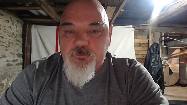 Snapshot of Newfiesausage1972 chatting on November 20, 2025, 11:48 pm Newfiesausage1972 online show from November 20, 2025, 11:48 pm