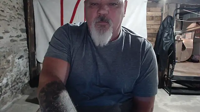 Snapshot of Newfiesausage1972 chatting on November 21, 2025, 12:26 pm Newfiesausage1972 online show from November 21, 2025, 12:26 pm