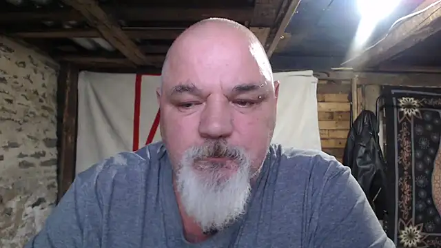 Snapshot of Newfiesausage1972 chatting on November 29, 2025, 8:56 pm Newfiesausage1972 online show from November 29, 2025, 8:56 pm