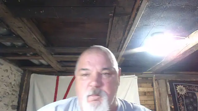 Newfiesausage1972 online show from July 22, 2026, 10:07 am