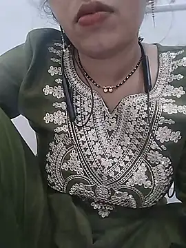 Snapshot of Simaran_bhabhi chatting on July 15, 2026, 5:45 am Simaran bhabhi online show from July 15, 2026, 5:45 am