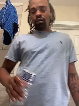 1BeautyN1Beast online show from January 15, 2025, 10:35 pm